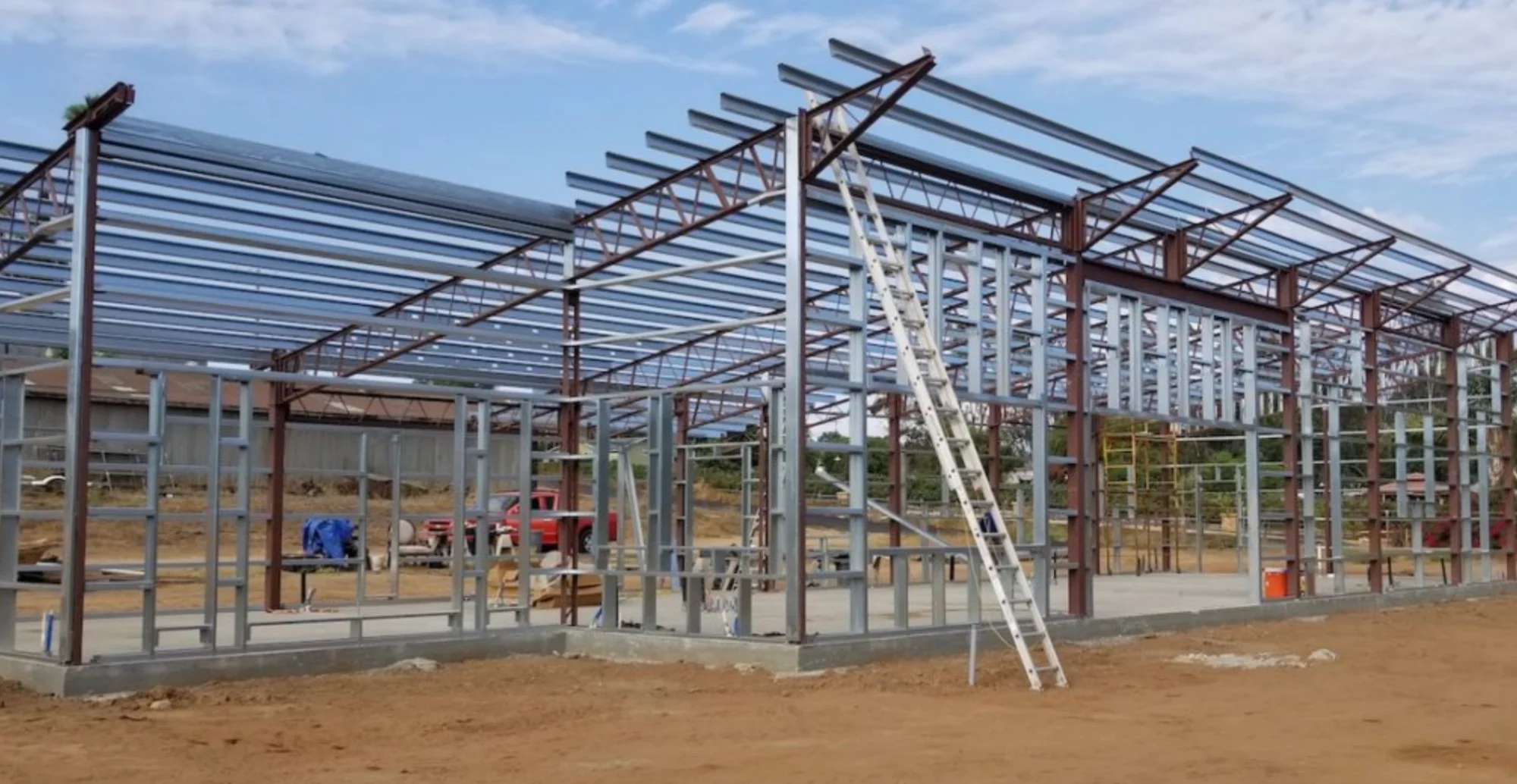 Steel barndo construction in Ohio